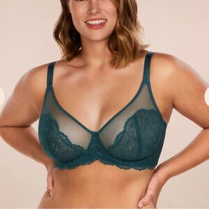 Elegant Teal Lace Underwire Bra